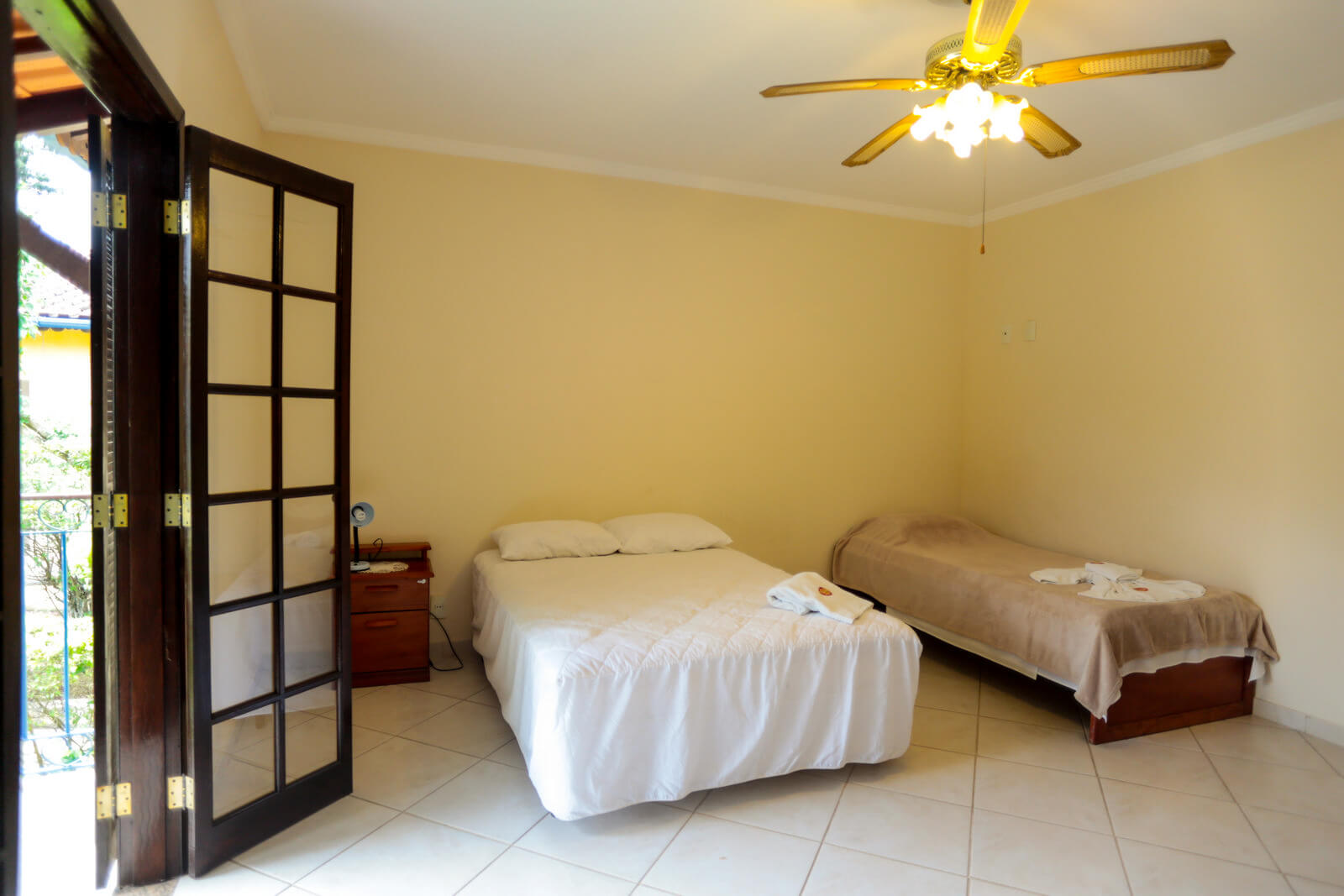 Quarto Chácara Martinez